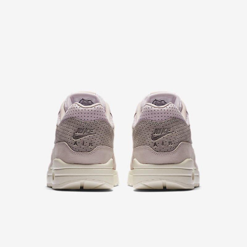Air max 1 pinnacle silt red deals